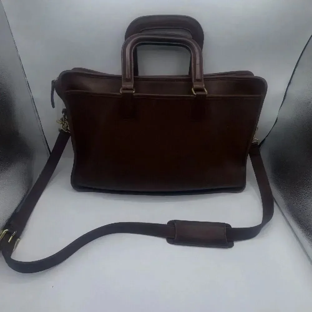 COACH Vibtage 1970s Monroe Glovetanned Leather Crossbody Briefcase